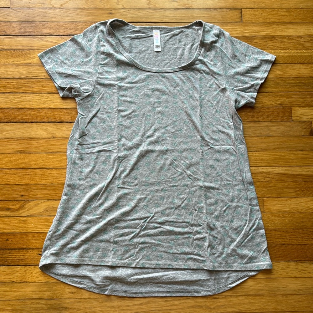 Lularoe classic T Shirt. Size Small. Gray and green dots.